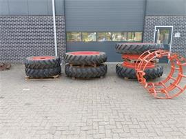 Cultuurwielen 340/85 R48 en  320/90 R32 met dubbellucht