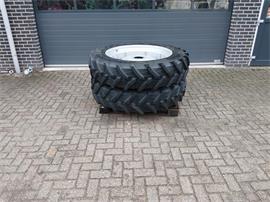 Set Deutz Wielen  340/85 R38  (13.6 R38)