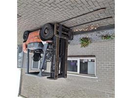 TOYOTA 7 FDF25 Diesel heftruck Shift TRIPLO Vorkversteller