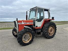 Massey Ferguson 690