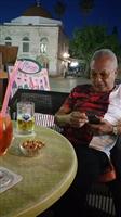 ..verzorgd én-vlotte senior Indisch-nederlander