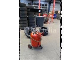 Aftaptank motorolie