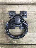 Een trekhendel voor de deur of voor bijvoorbeeld een kastdeur of lade