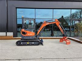 Atlas AC25UF minikraan binnendraaier