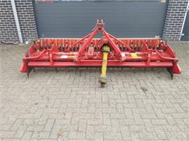 Lely Rotorkopeg 3 meter breed met pakkerwals