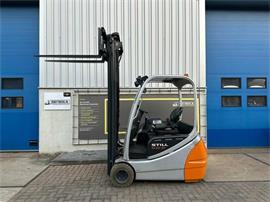 VS-22502 Elektrische triplex heftruck Still RX20-20 Sideshift freelift