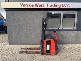 Linde L14 stapelaar 2014