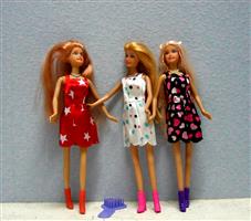 Drie DEFA CLONE china poppen spreidarmen [pop0197]