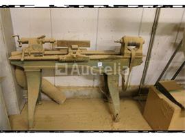 Houtdraaibank voor onderdelen of te herstellen