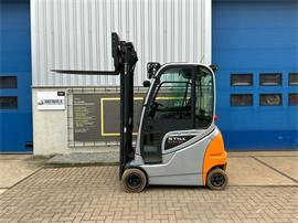 VS-22535 Elektrische triplex heftruck Still RX20-20 P/H