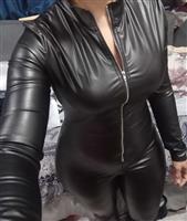 Dame 28 jaar zoekt online contact 