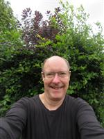 Met welke Vrouw , mag ik in bed gaan spelen.