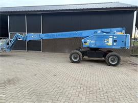 Hoogwerker telescoophoogwerker aichi sp21aj