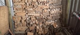 Kachelhout of pallethout 