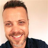 Zin om deze losbol eens te komen verwennen?