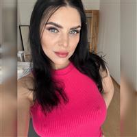 Private Time with Kira – Discreet & Relaxing