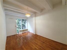 Appartement Nieuwe Uilenburgerstraat in Amsterdam