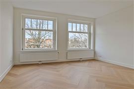 Appartement Van Tuyll van Serooskerkenweg in Amsterdam