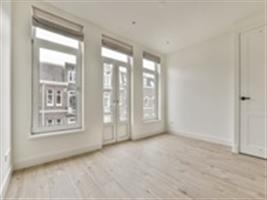 Appartement Van Ostadestraat in Amsterdam