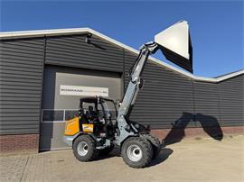 Giant G3500 TELE minishovel NIEUW