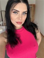 Private Time with Kira – Discreet & Relaxing