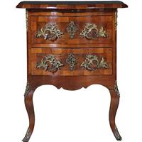 Kleine Dresdener Barok commode ca 1860 in noten met wortelnoten en uittrekbaar blad (No.400940)