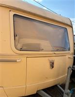 gezocht voor raam tabbert zie foto