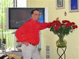  OUDERE DAME  ONTMOETEN VAN 60/65/70 VOOR GEZELLIG