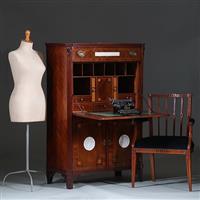 Secretaire Abattant of klepbureau met 4 biscuit panelen prachtig ingelegd ca 1790 (No.260650)