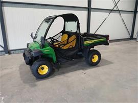 John Deere Gator
