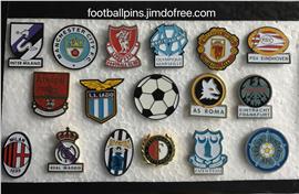 Voetbalspeldjes/pins