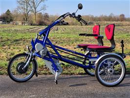 Van raam duofiets elektrische fiets