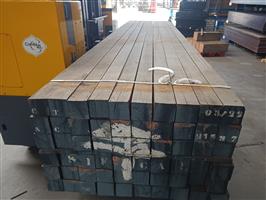 10x10CM 4.5m HARD HOUT RUW