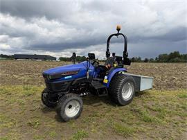 Farmtrac FT26 HST minitractor DEMO 2026 38 uur incl grondbak