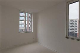 Appartement Maashavenweg in Rotterdam