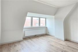 Appartement Newtonstraat in Amsterdam