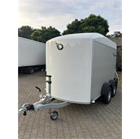 Debon Roadster 500 gesloten aanhanger
