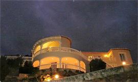 Large, luxury villa with seaviews.