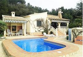 Nice villa close to the Arenal-beach in Jávea.