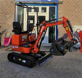 Atlas AC08 minigraver Servo bediening 74cm MET BAKKENSET