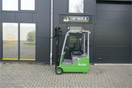 VS-20697 Elektrische triplex stapelaar Cesab Sideshift Freelift