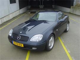 98 Mercedes SLK 200
