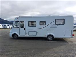 Hymer b 698