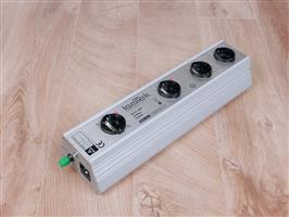 IsoTek Orion 4-Way audio power distributor Line Filter Conditioner