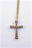 Antiek gouden kruis met oud slijpsel briljant aan gouden collier