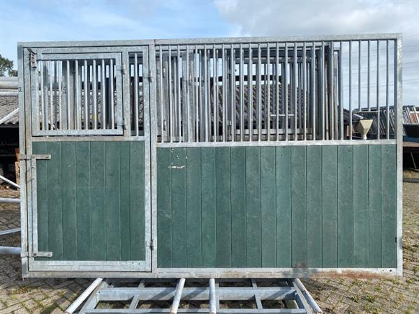Grote foto paardenboxen voorwanden agrarisch stallen