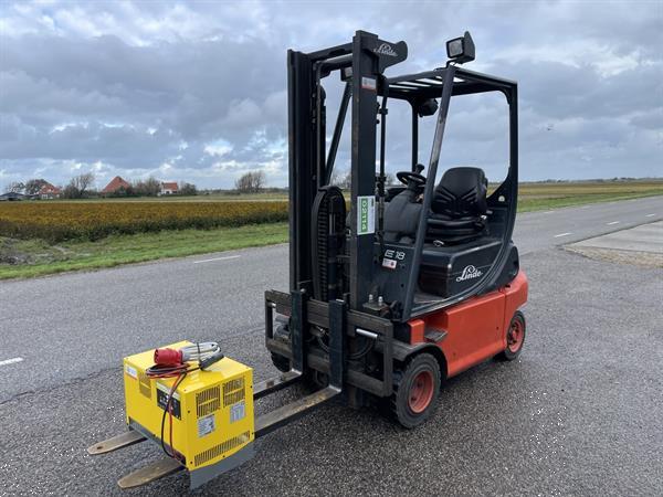 Grote foto linde e18 agrarisch heftrucks