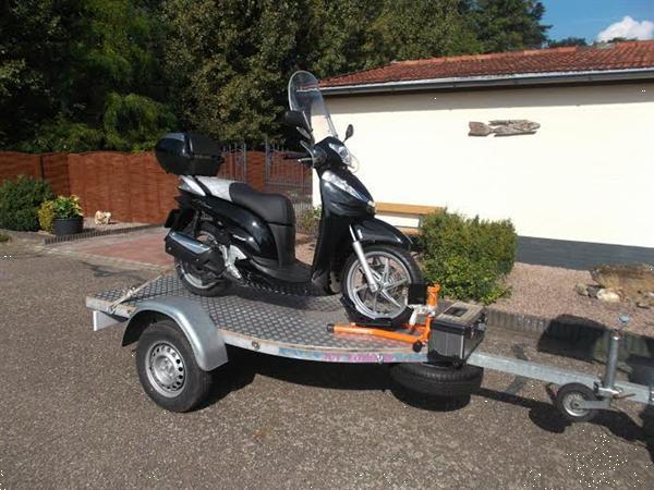 Grote foto te huur aanhanger trailer remork motoren overige accessoires