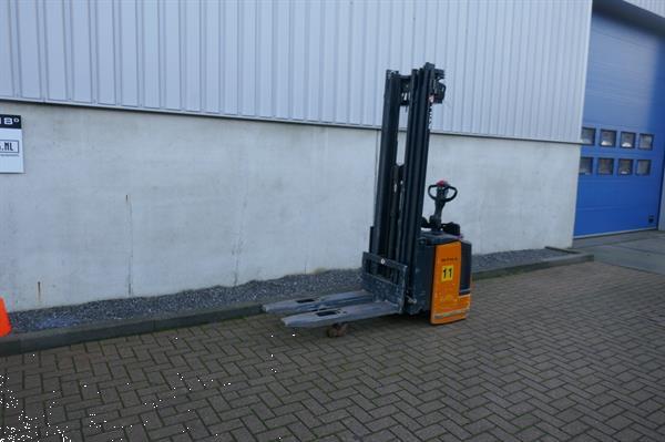 Grote foto vs 21384 elektrische triplex stapelaar still egvs14 5390mm initiele lift doe het zelf en verbouw hefwerktuigen