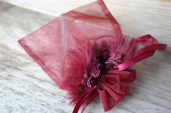 Grote foto organza zakjes voor bedankjes e.d. sieraden tassen en uiterlijk huwelijk en trouwsieraden